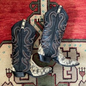 Vintage Larry Mahan Lizard Cowboy Boots